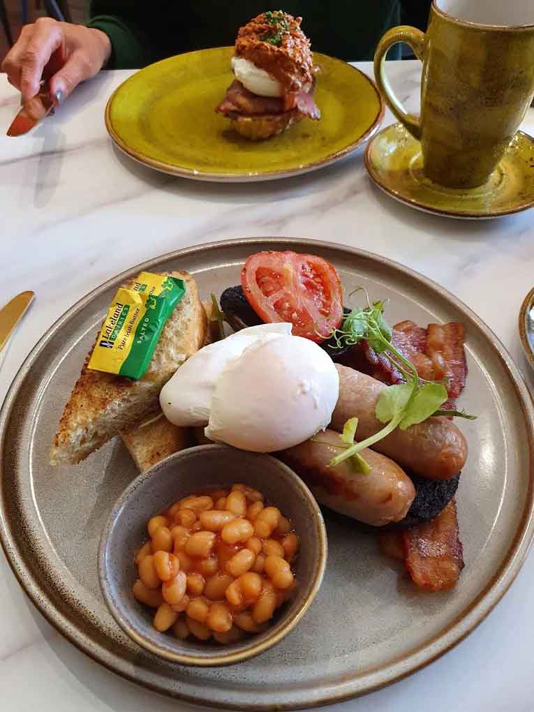 Ada’s Cafe Bistro Glasgow burgers